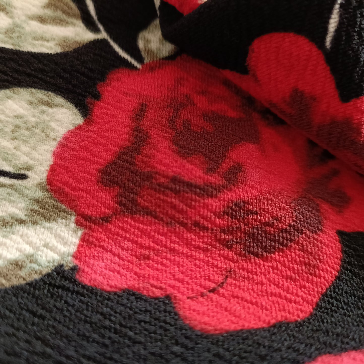 Red Roses Vest Top