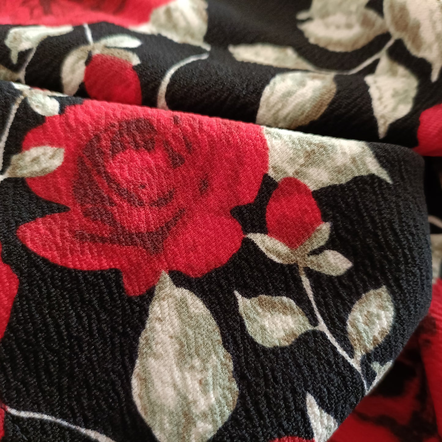 Red Roses Vest Top