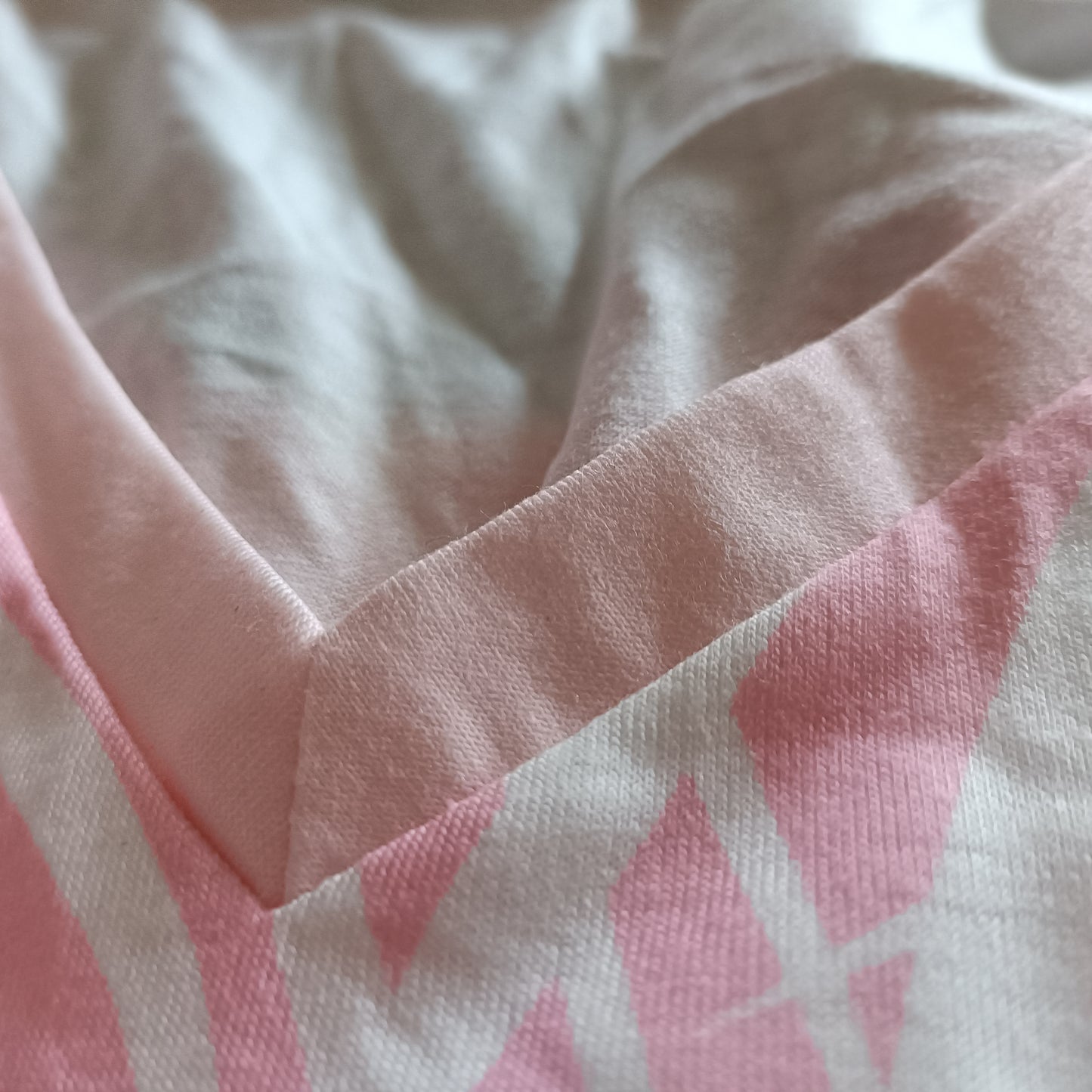 Pink Long Sleeve V Neck T Shirt with Palm Frond Design