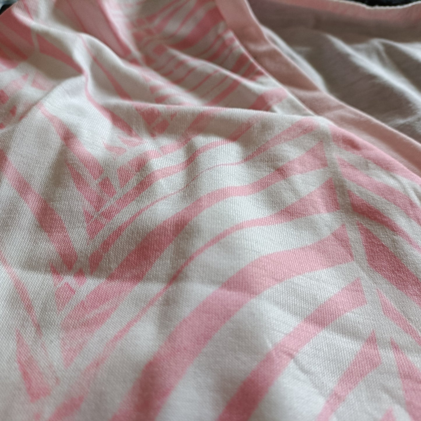 Pink Long Sleeve V Neck T Shirt with Palm Frond Design