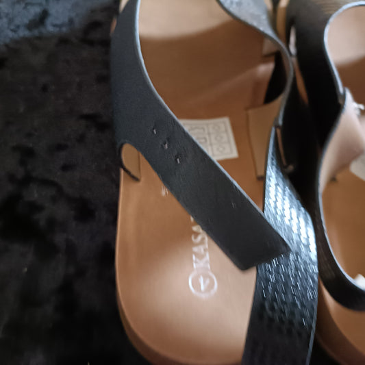 Black Criss Cross Slingback Sandals