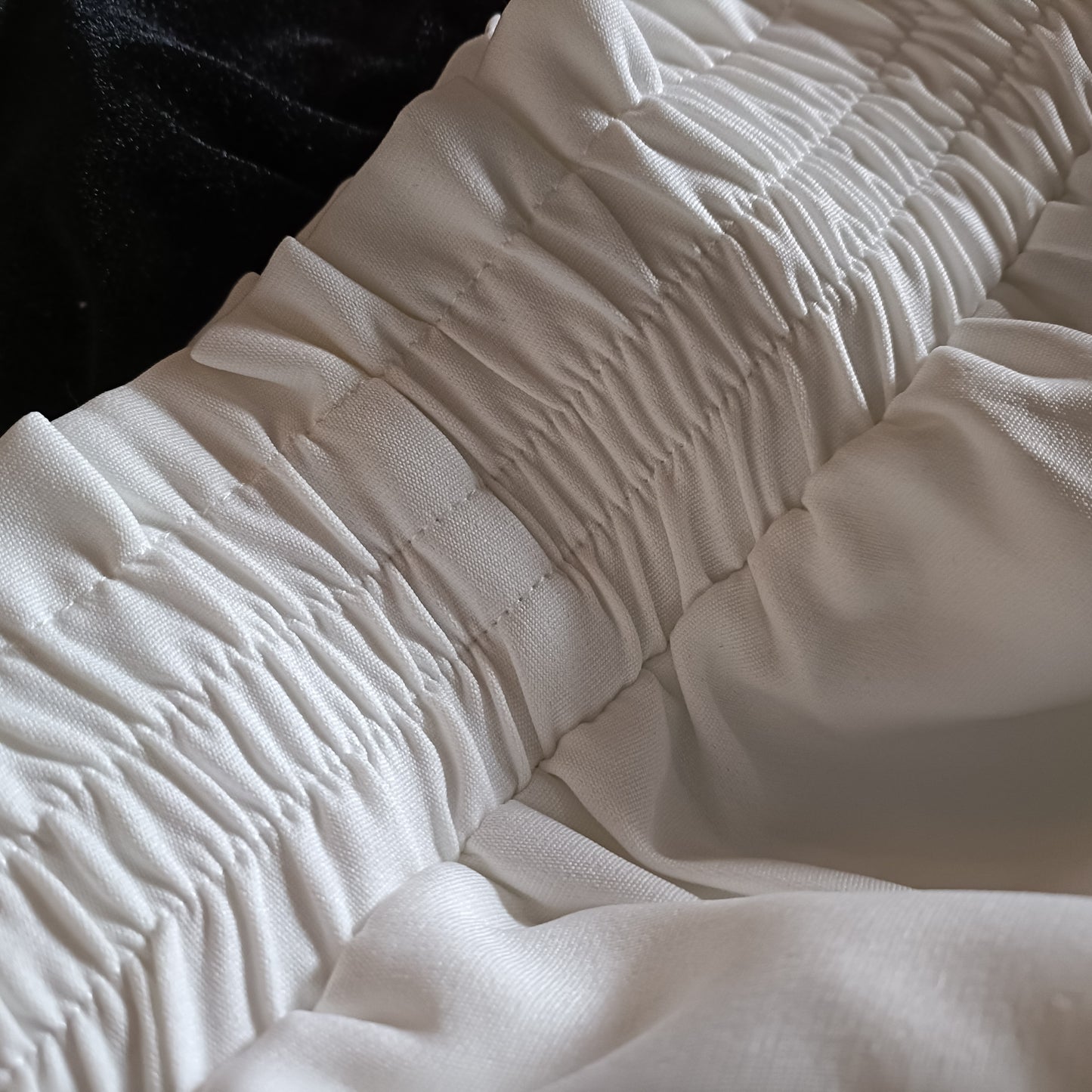 CREAM SPLIT SKIRT
