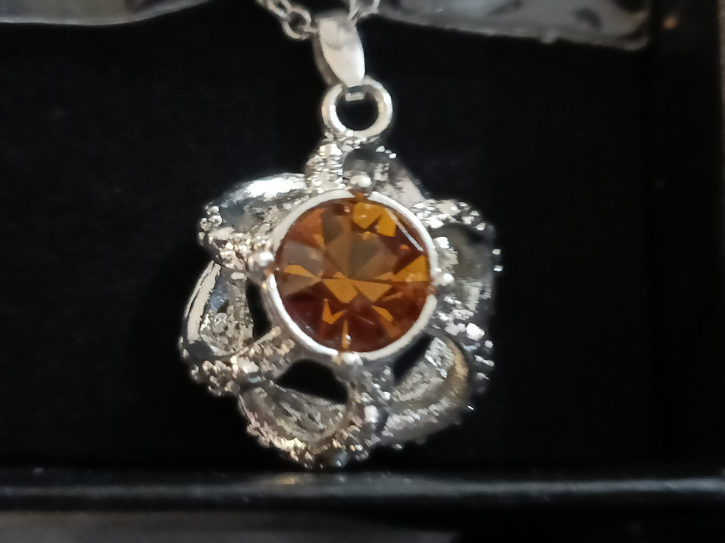 Avon Elisha Jewellery Giftset