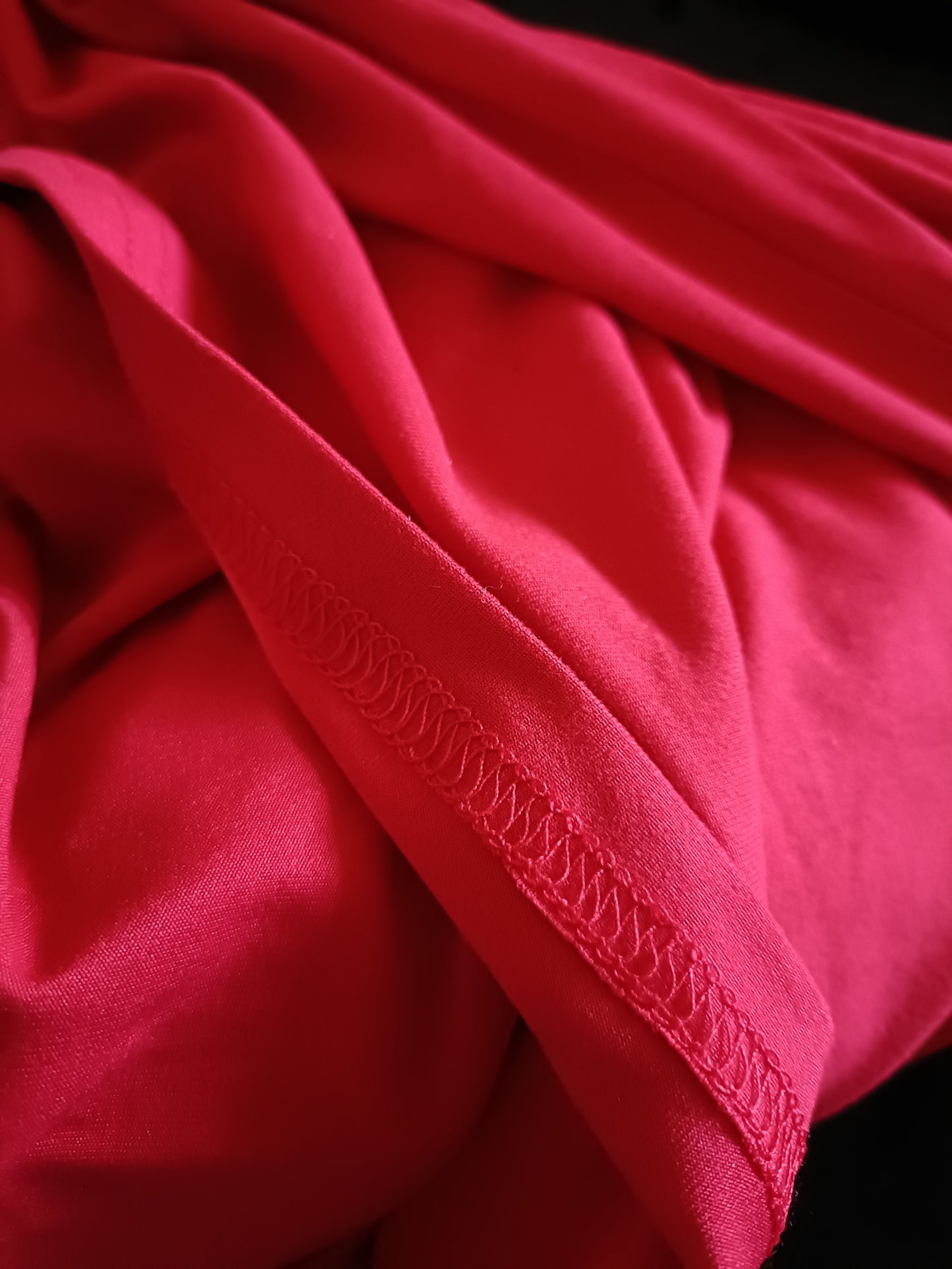 Red T Shirt with Turnover Sleeves