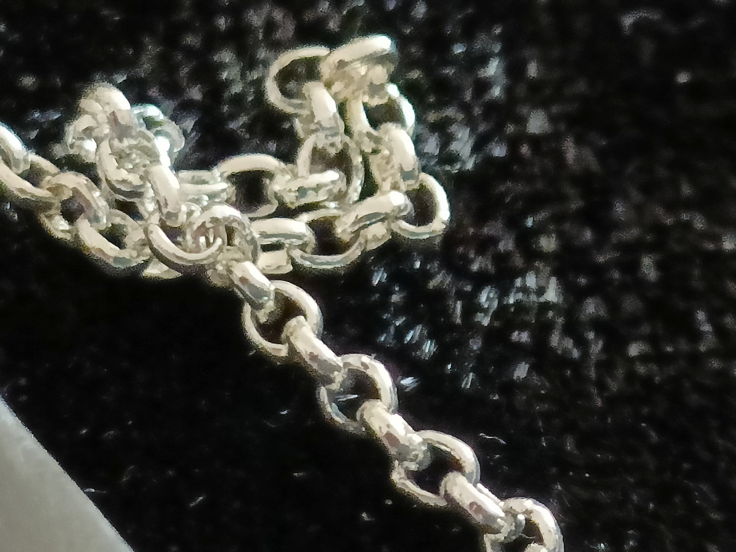 Avon Magnetic Heart Pendant