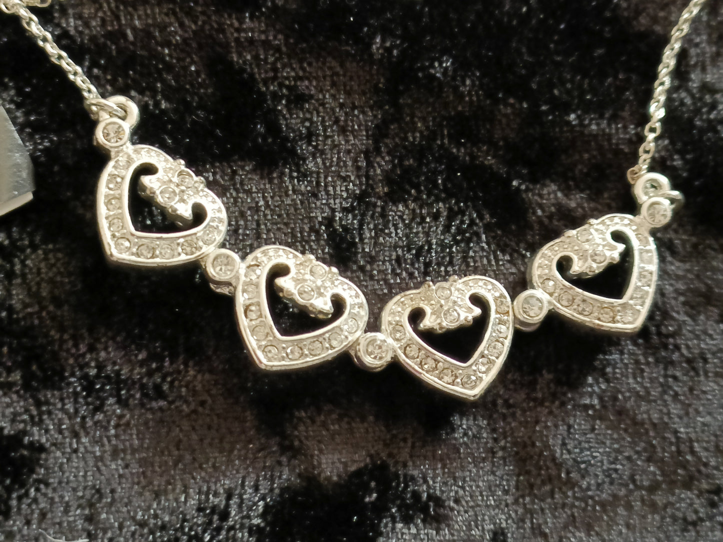 Avon Magnetic Heart Pendant