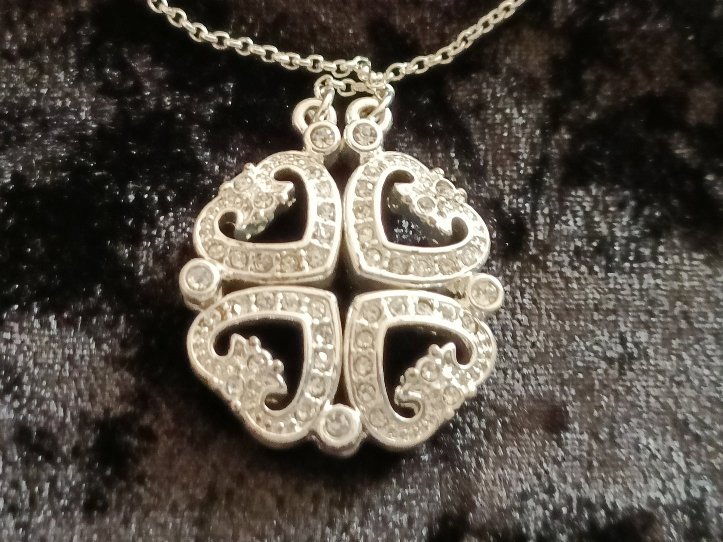 Avon Magnetic Heart Pendant