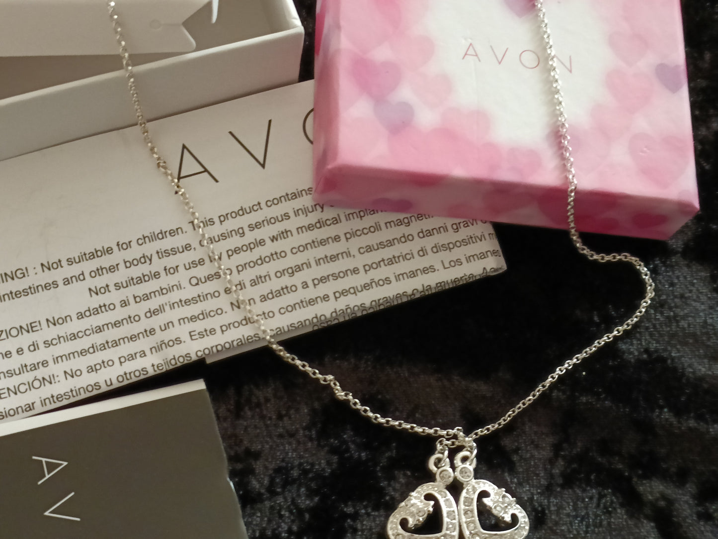 Avon Magnetic Heart Pendant