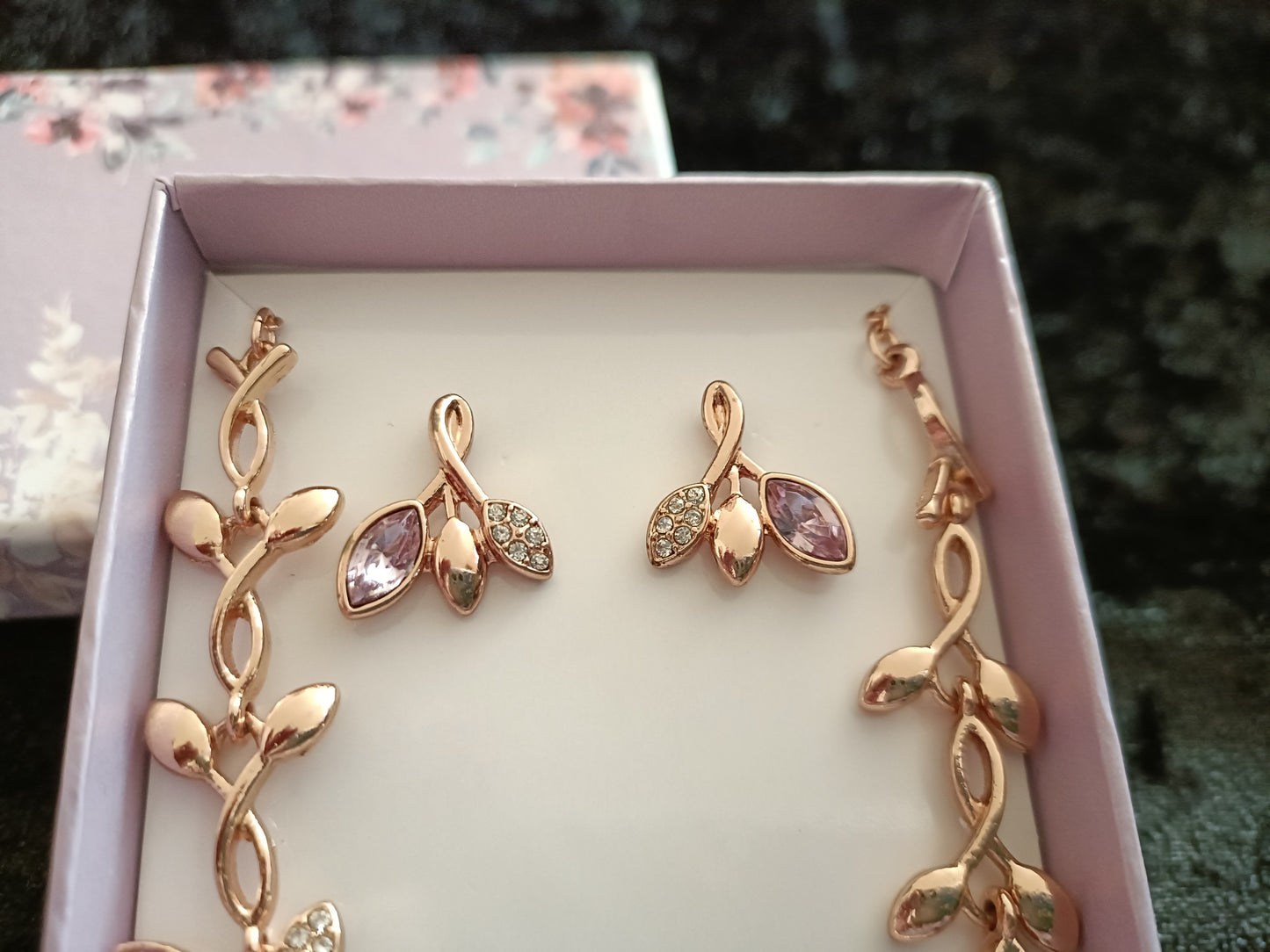 Avon Gold Coloured Leaf Necklace and Earring Set