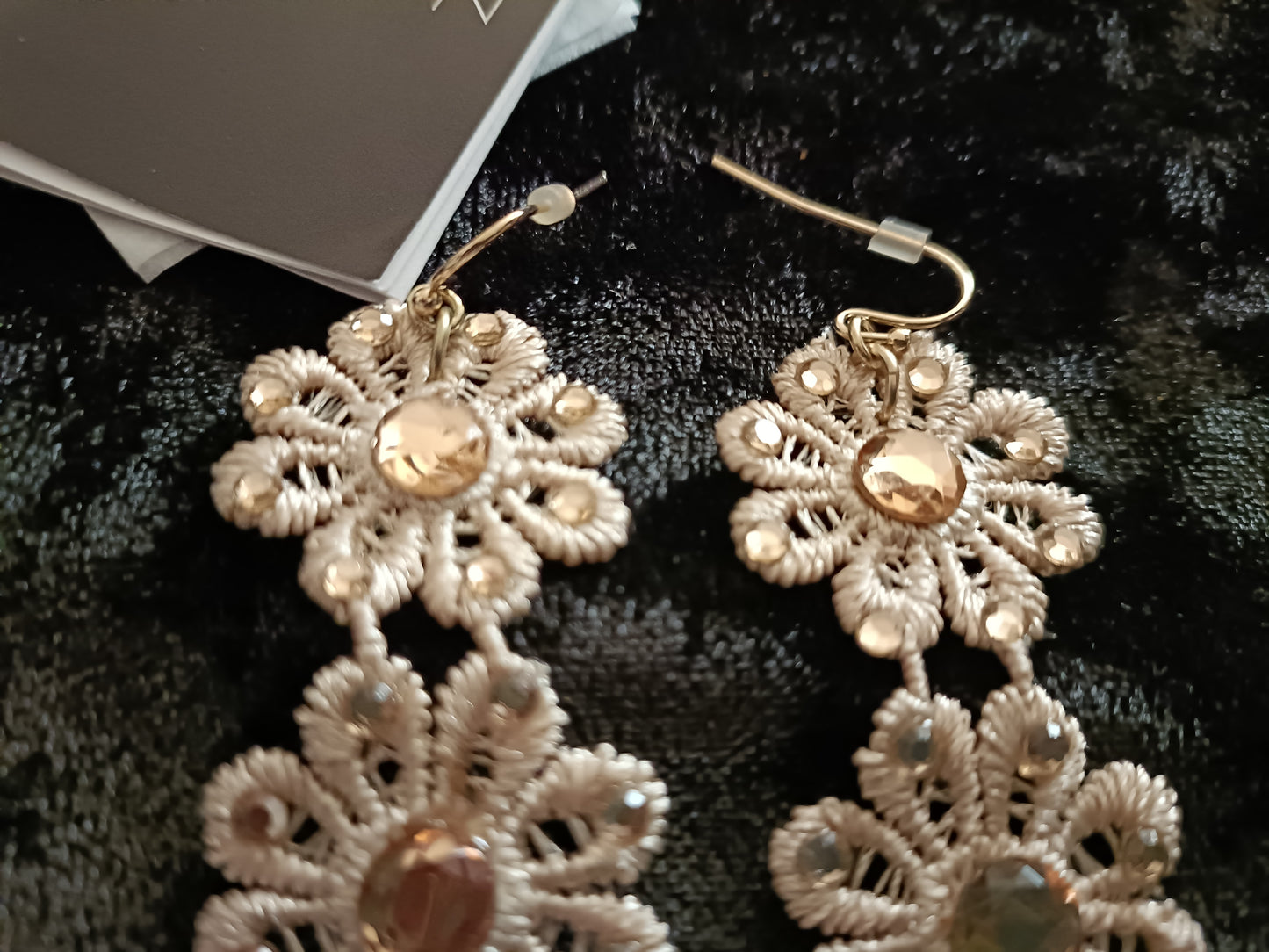 Avon Hartlyn Earrings