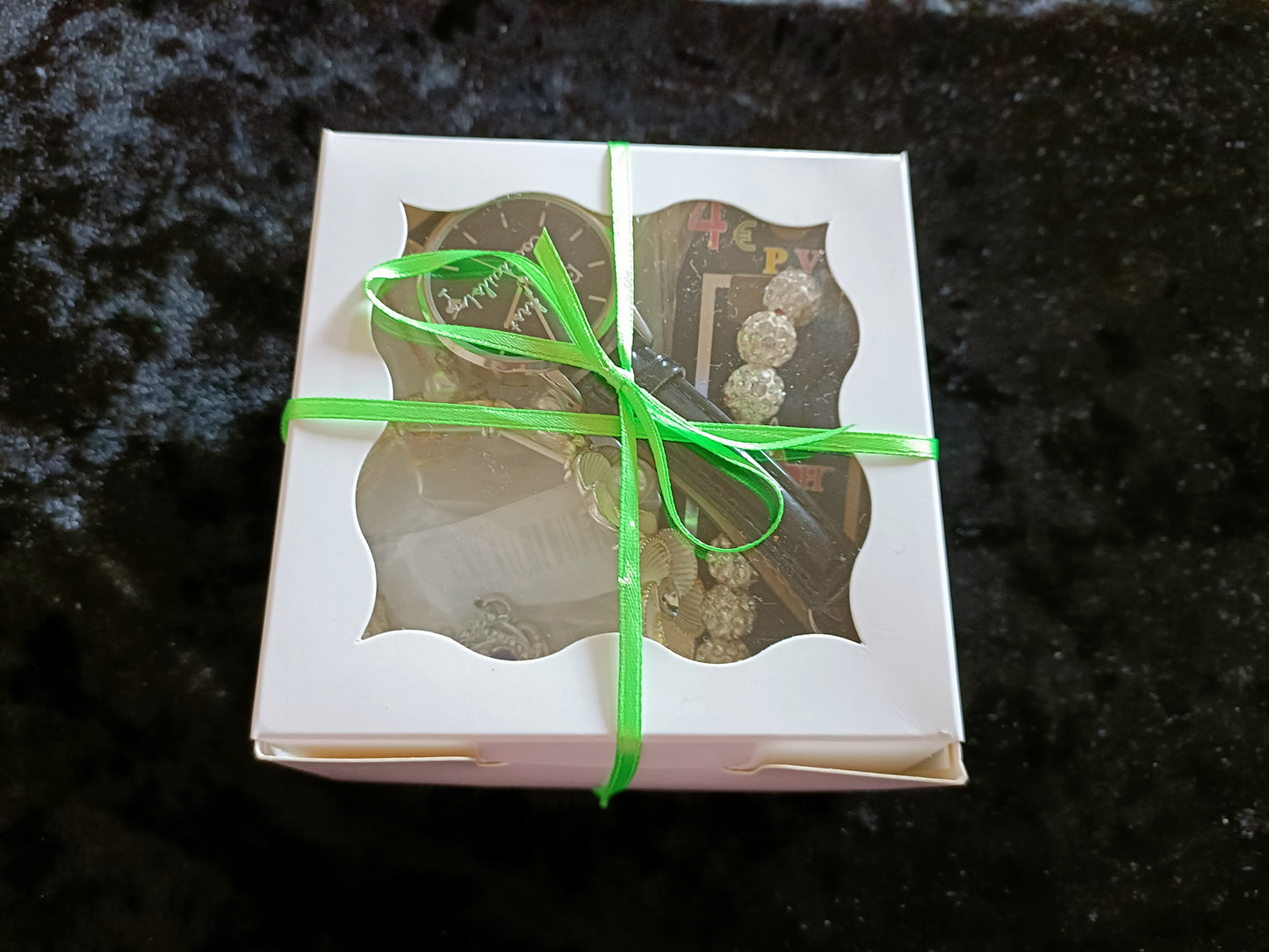 LIME GREEN Mystery Jewellery Box