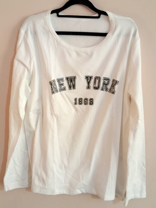 Long Sleeve T-Shirt with New York Slogan