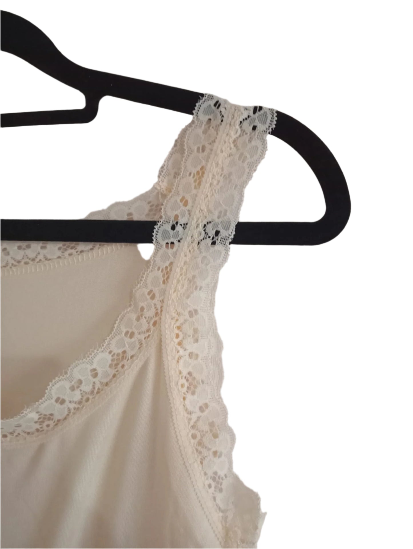 Pack of 6 Lace Trimmed Vest Tops