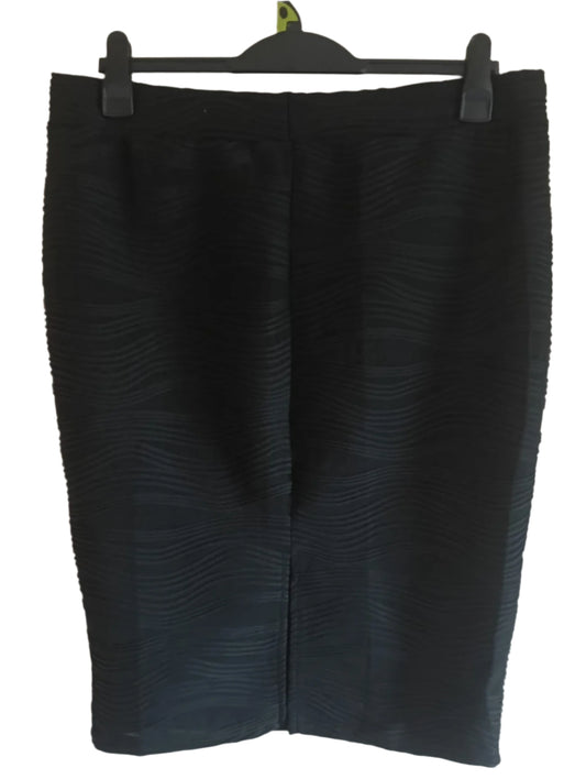 Black Skirt with Wave Texture/Design
