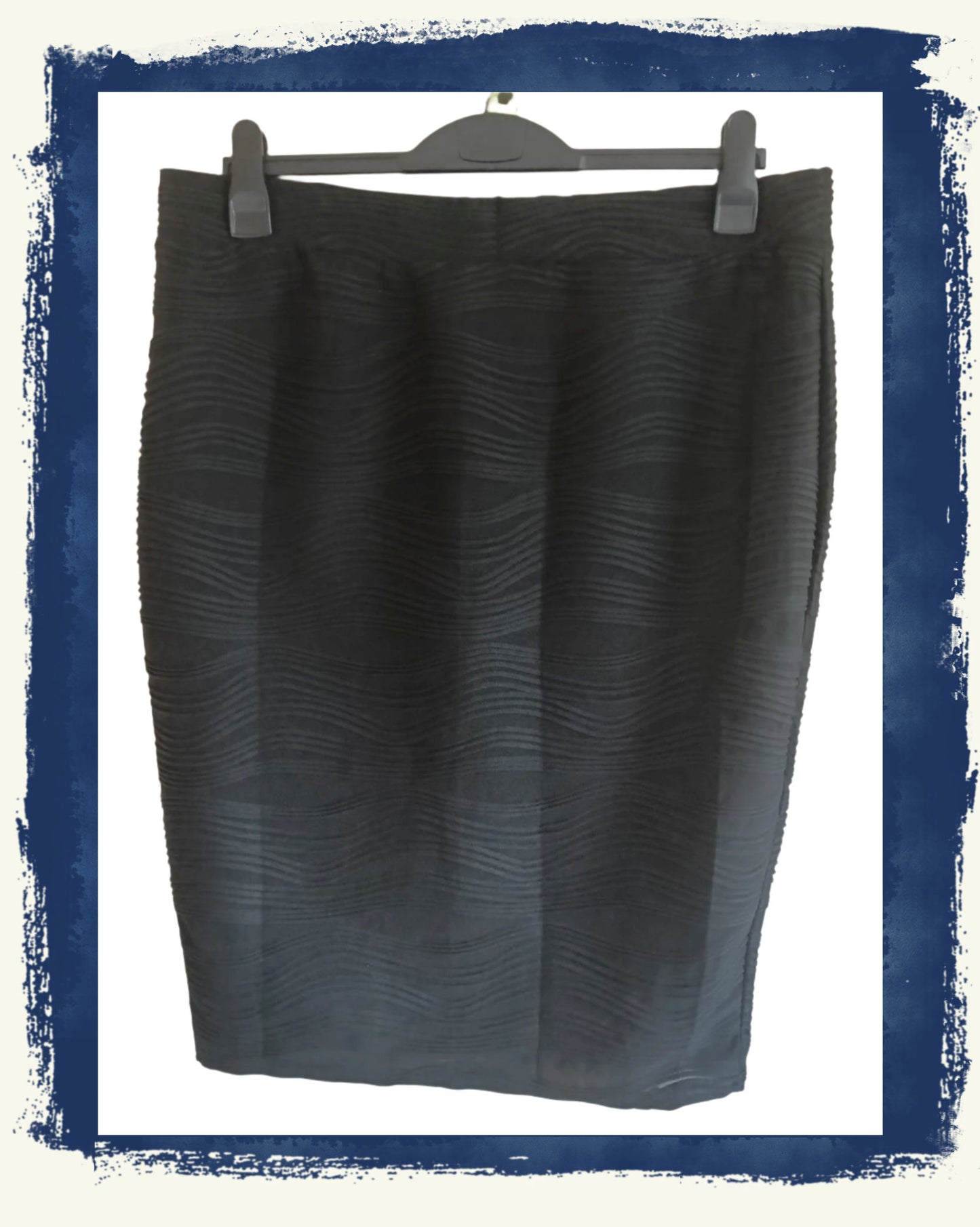 Black Skirt with Wave Texture/Design