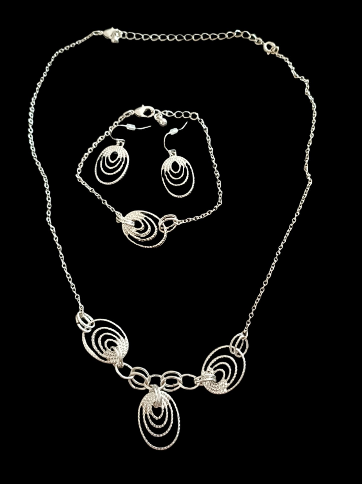 Avon Olivette Jewellery Giftset
