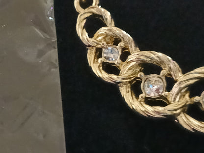 Avon Coretta 3 Piece Jewellery Giftset