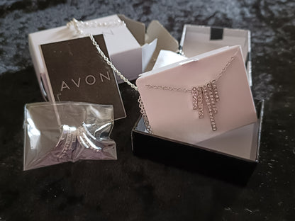 Avon Josanie Necklace and Earring Giftset