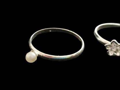 Avon Ring by Ring Flower Ring Set