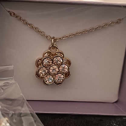 Avon Louisa Floral Giftset