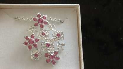 Avon Xena Necklace
