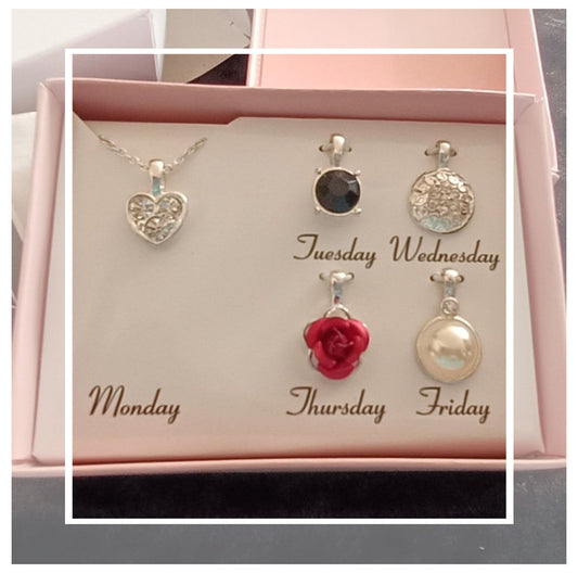 Avon Eternal Spring Necklace Set