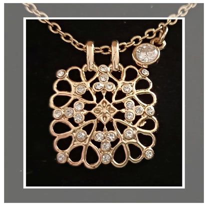 Avon Signature Collection Square Pendant