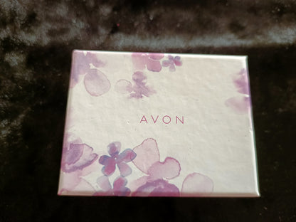 Avon Nettie Three Piece Double Heart Jewellery Set.