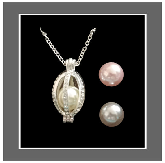 Avon Salerio Necklace