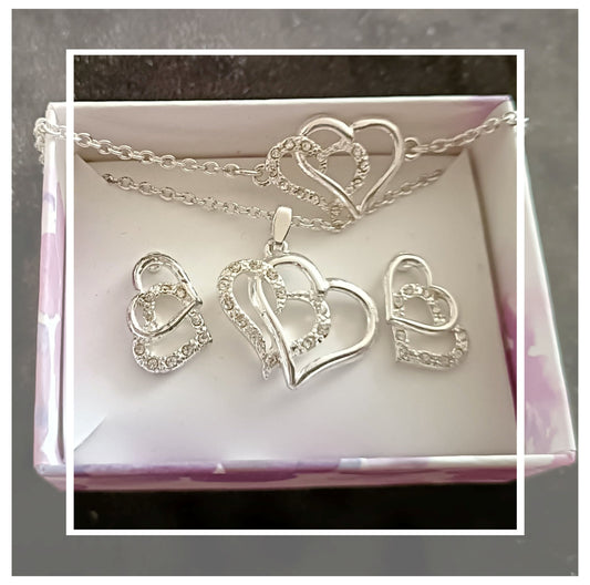Avon Nettie Three Piece Double Heart Jewellery Set.