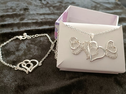 Avon Nettie Three Piece Double Heart Jewellery Set.
