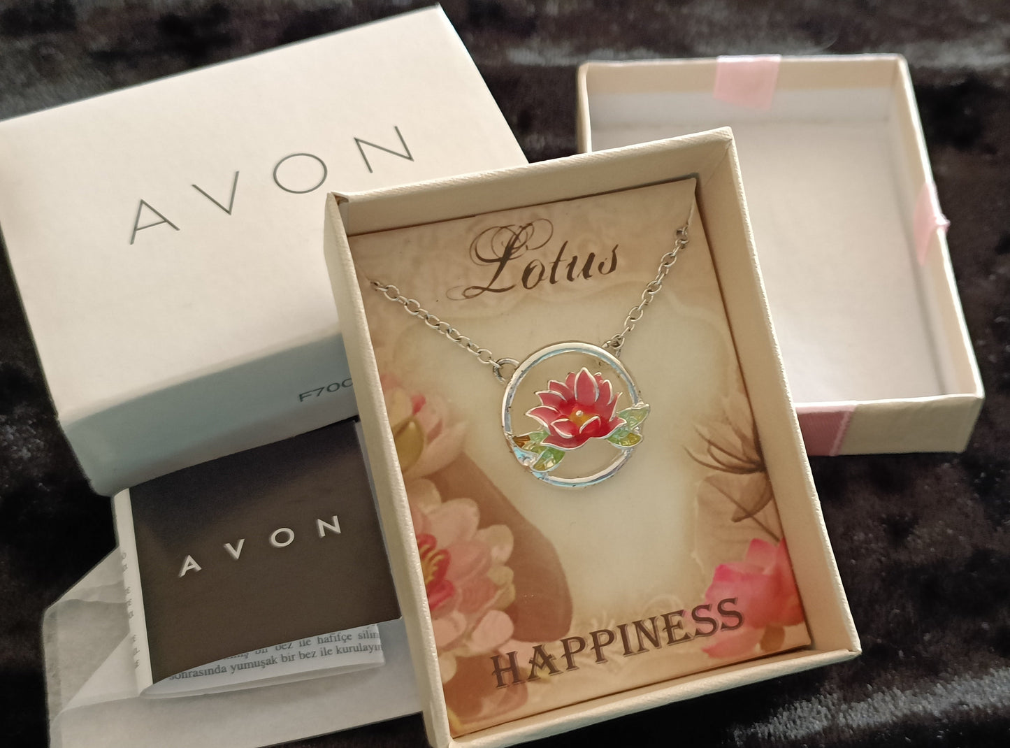 Avon Floral Inspirations Necklace Series - Happiness