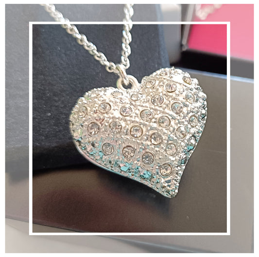 Avon Gabriel Necklace