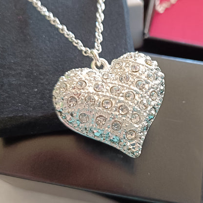 Avon Gabriel Necklace