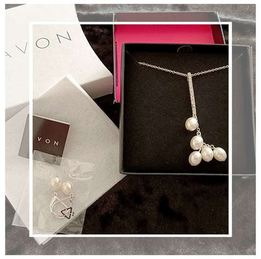 Avon Mariette Jewellery Giftset
