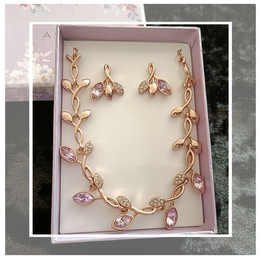 Avon Gold Coloured Leaf Necklace and Earring Set