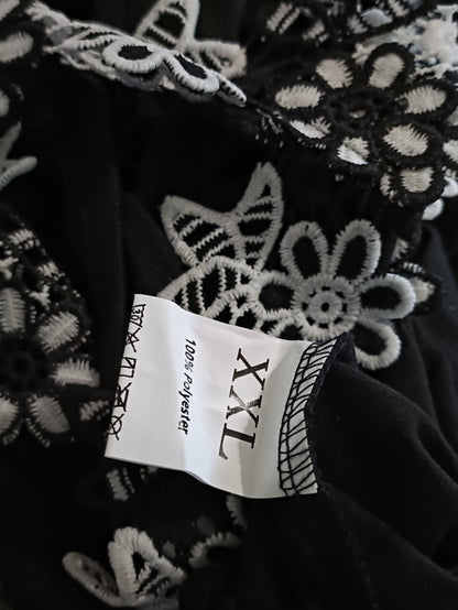 Short Black Dress with Lace Flower Straps