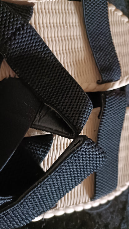Elasticated Strappy Sandals