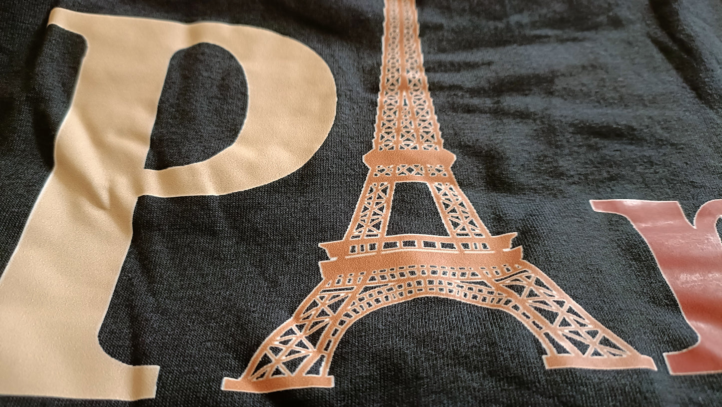 Black T-Shirt with Romantic Paris Slogan and Eiffel Tower