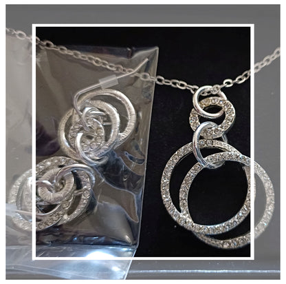 Avon Jeslyn Necklace and Earring Set