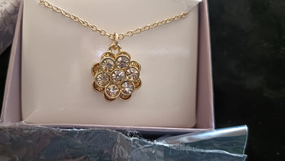 Avon Louisa Floral Giftset