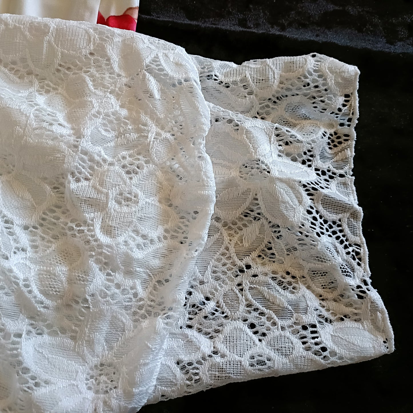 White Lace Raglan Sleeve Top with Red Flower Print