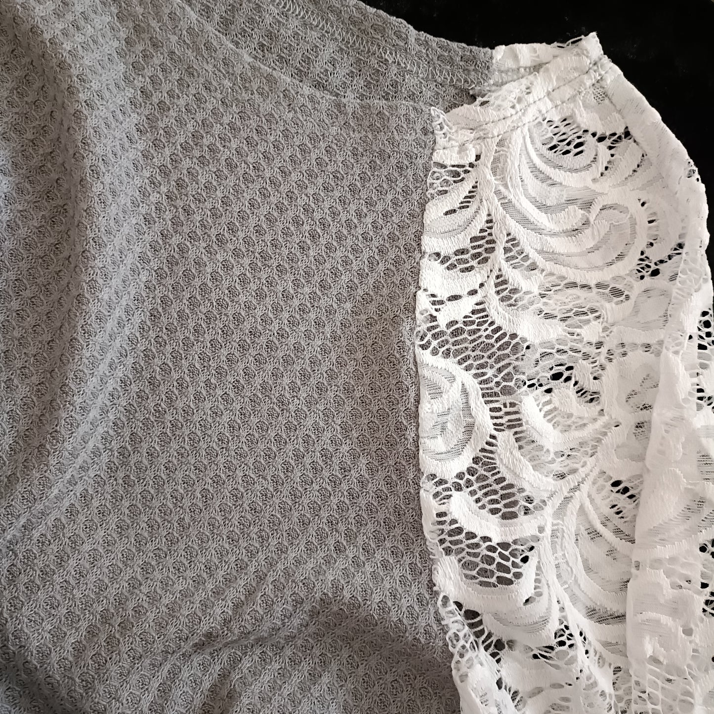 Textured Waffle Top with White Lace Raglan Sleeves