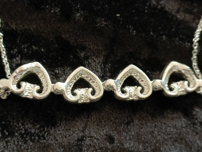 Avon Magnetic Heart Pendant