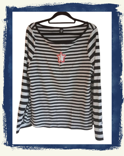 Long Sleeve Black and White Striped T Shirt with Star Motif
