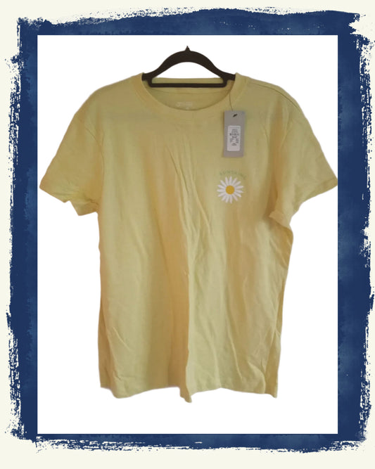 Lemon T Shirt with Daisy Motif