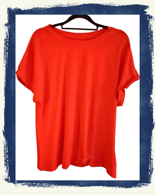Red T Shirt with Turnover Sleeves