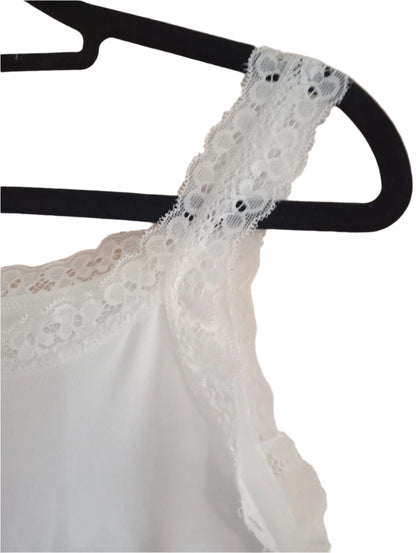 Pack of 6 Lace Trimmed Vest Tops