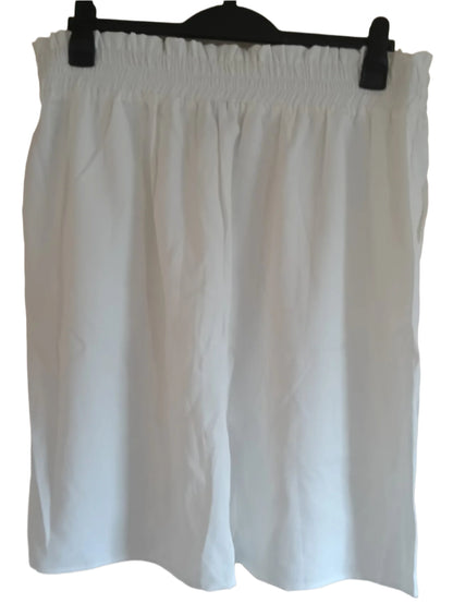 CREAM SPLIT SKIRT