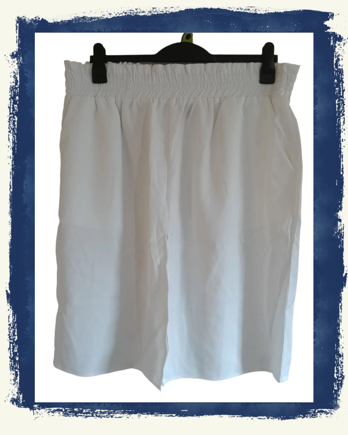 CREAM SPLIT SKIRT